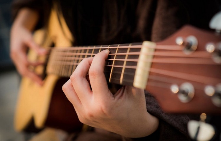 Free-Online-Guitar-Lessons