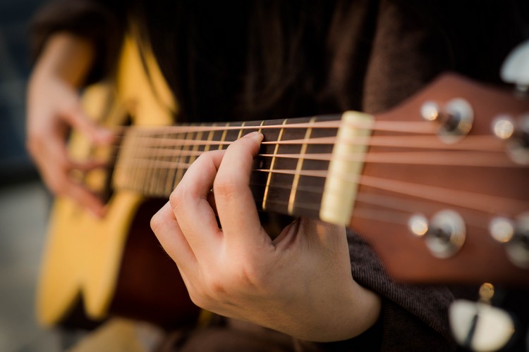 Guitar Picking - 5 Essential Drills To Supercharge Your Playing