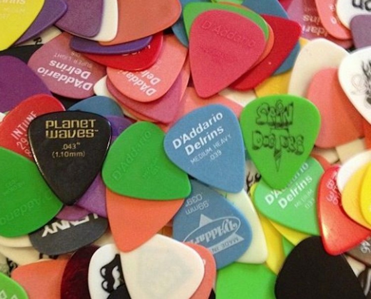 I Pick You Always and Forever Lettering Guitar Picks Holder for Bass Electric & Acoustic Guitars 