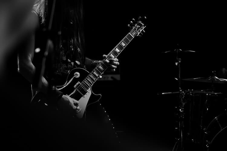 metal-guitar