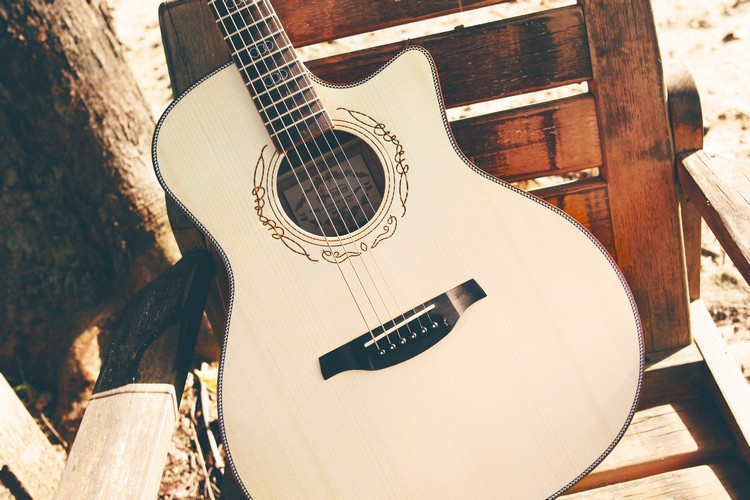 photograph-ed-sheeran-guitar